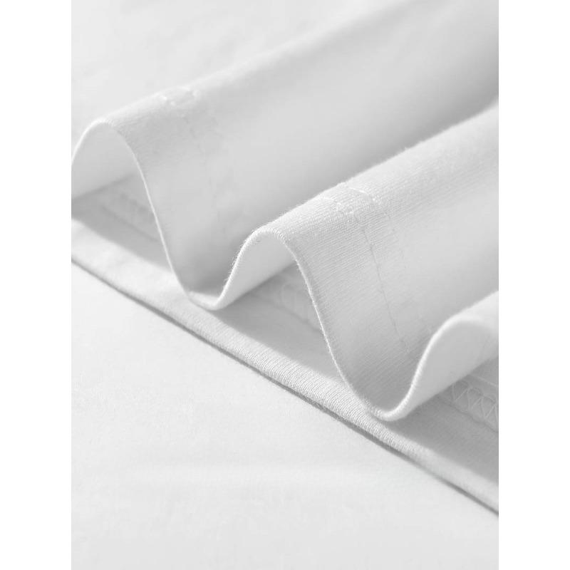 European Sizes Men's T-Shirt with Edgy Gothic Streetwear Design - Short Sleeve Round Neck Tee, Skull & Bone Print for Casual Wear, Gym