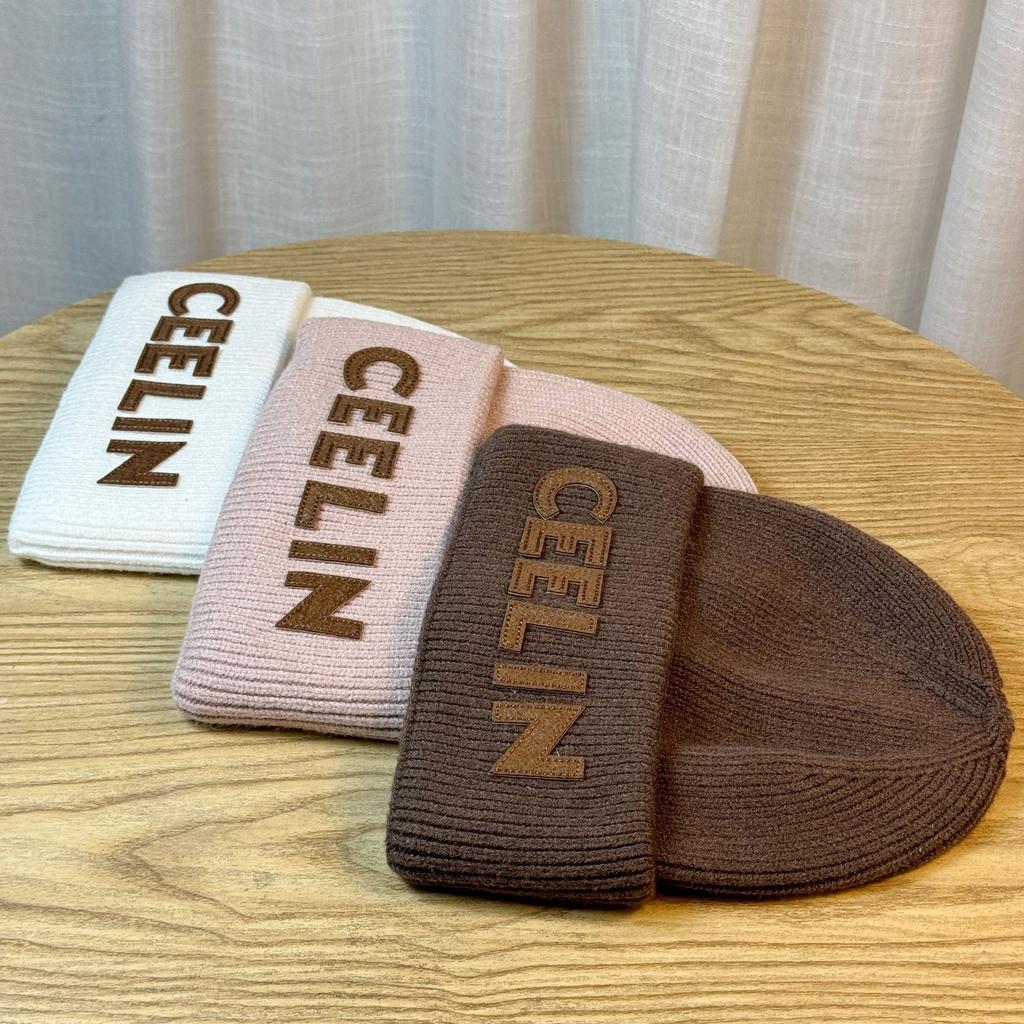 Woolen Hat for Women in Autumn and Winter Warm and Thickened Fashionable Knitted Hat That Shows Face Small Ear Protection Head Covering Hat