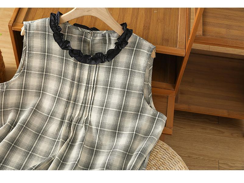 Chic Plaid Sleeveless Wood Ear Trim Vest - Summer 2025 Women's Fashion