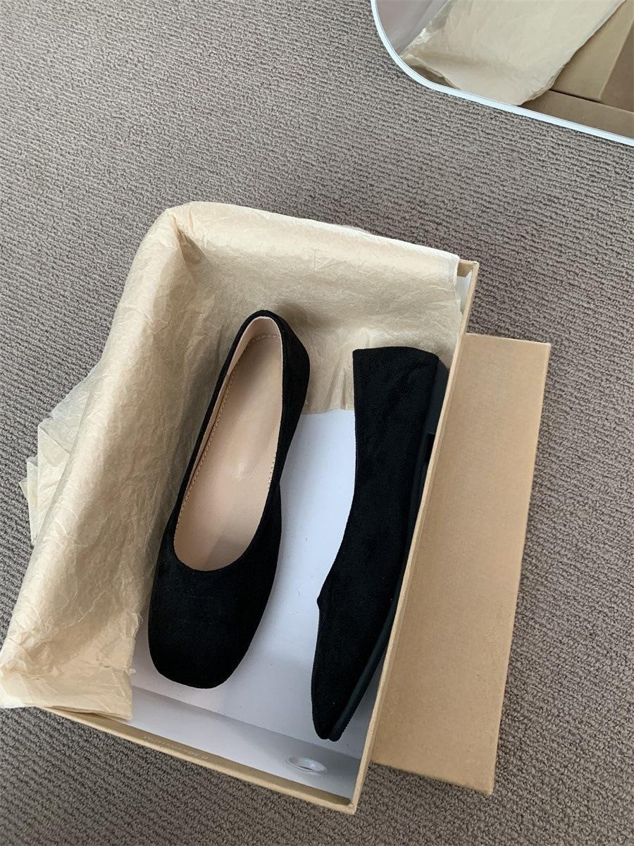 

Универсальные одинарные туфли на плоской подошве для работы, женская обувь 2025 весна и осень, новые туфли с круглым носком, черные рабочие туфли, замшевые туфли с открытым верхом, туфли-дудочки 40 чёрный