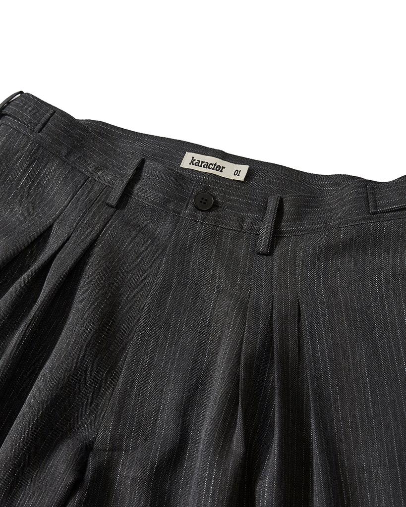 Kalagteo Herringbone Pleat Pants / Charcoal