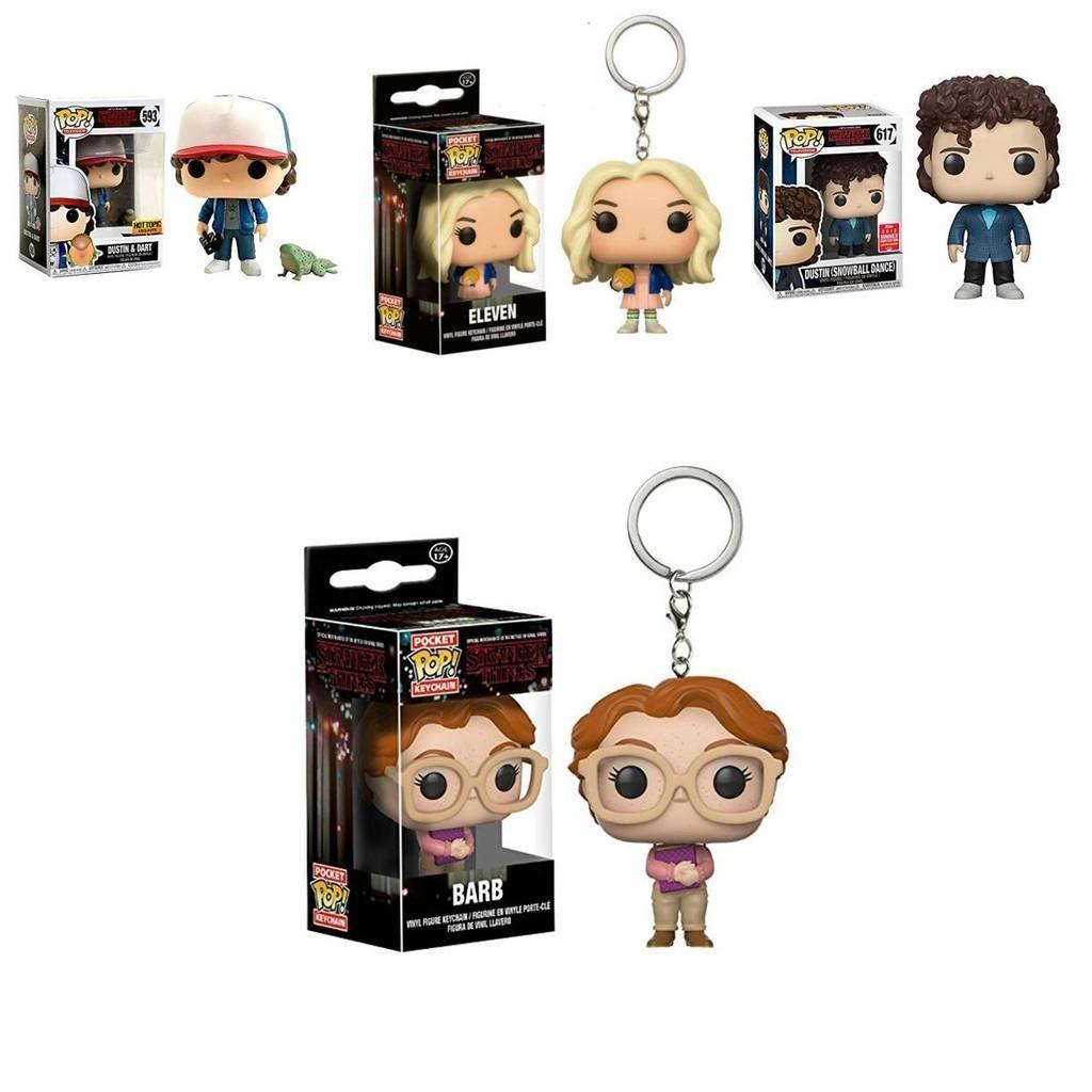 Breloc figurină drăguț Stranger Things Jonathan Joyce cu cutie pentru decor