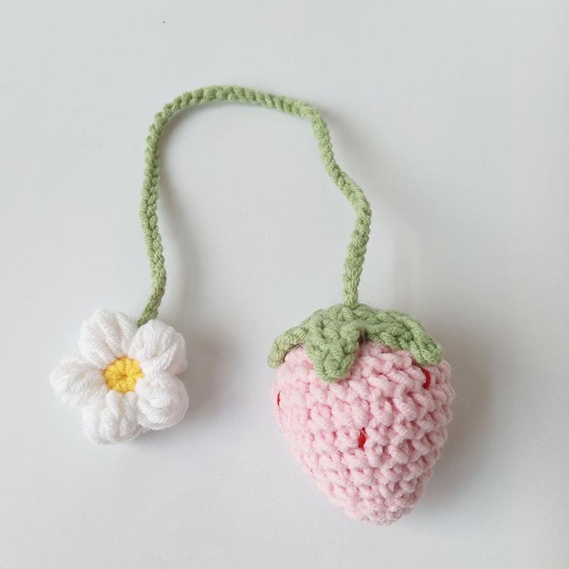 Handmade Woolen Woven Strawberry Car Rearview Mirror Pendant Hanging Crochet Pink Strawberry Car Key Pendant Jewelry Accessories