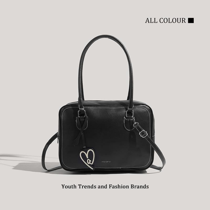 Large Capacity Toast Bag Women's New Shoulder Crossbody Portable Commuter Computer Bag Love Pendant Bag
