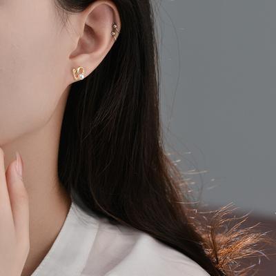Pearl Love Ohrringe Leichte Luxus High-End Exquisite Ohrringe Nischendesign Klein und Vielseitig