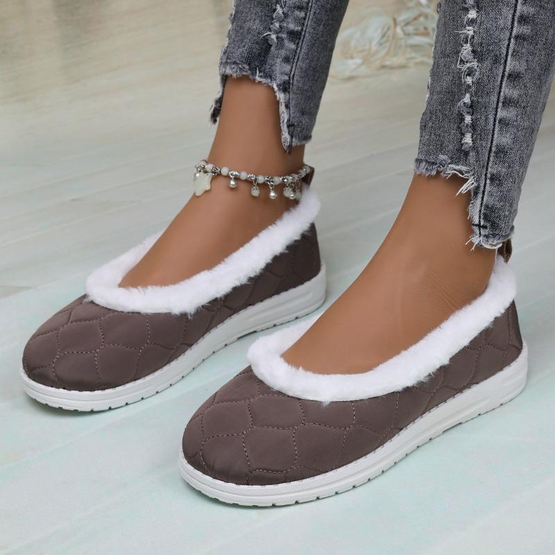 Foreign trade low-top round head velvet single shoes women's cross-border large-size car front line warm round head shallow mouth warm cotton shoes