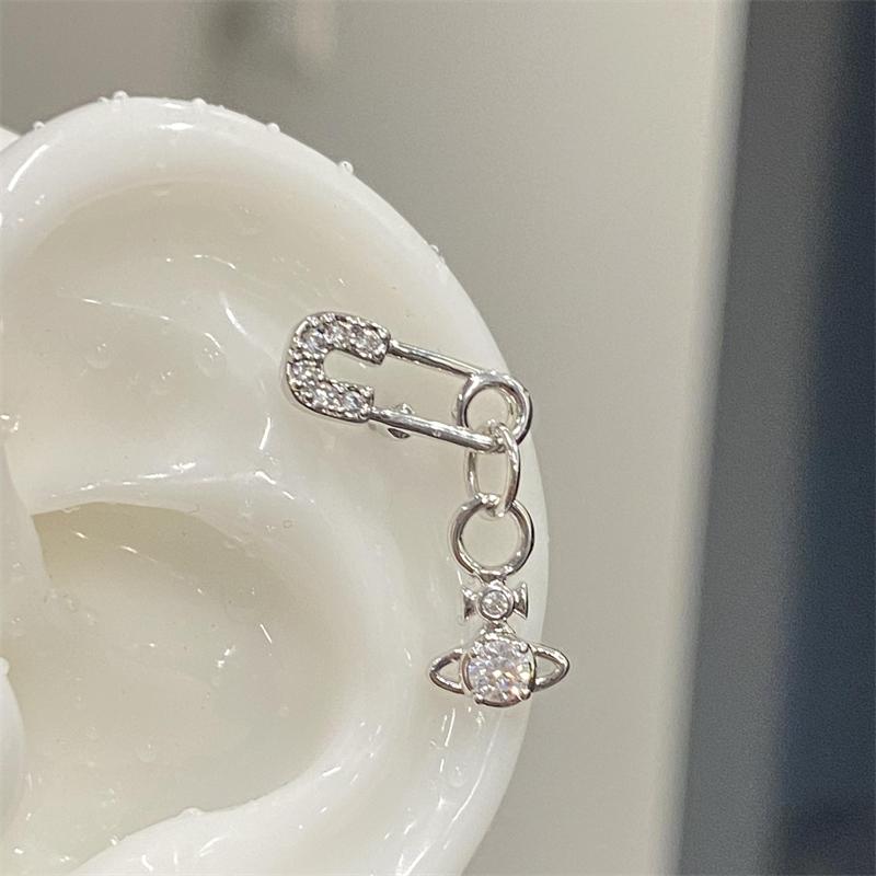 1 PCS New Fashion Cute Pink Zircon Crystal Ear Bone Nail 316L Medical Titanium Steel Earrings for Women Punk Jewelry