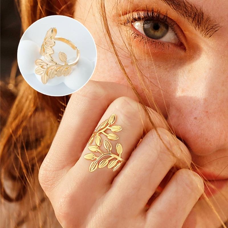 Modischer Blattförmiger Ring Edelstahl Poliertes Finish Allergiebeständiger Schmuck Für Tägliche Anlässe