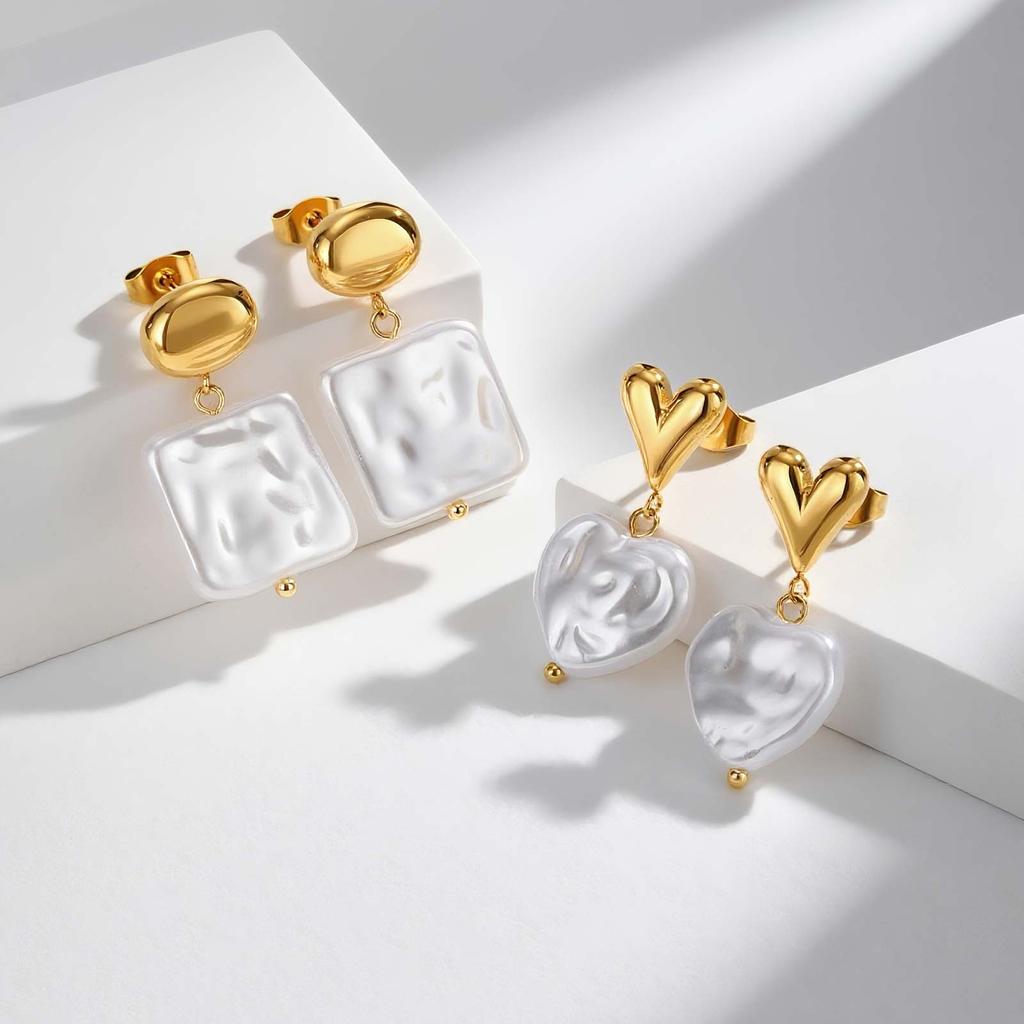 Chic Imitation Baroque Pearl Pendant Earrings,Stainless Steel Heart-shaped Stud Earrings,Dainty Earring for Women Jewelry Gift