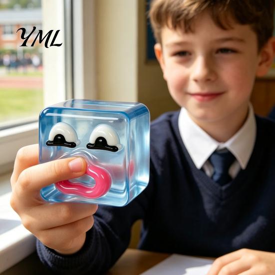 TPR Clear Cube Toy Cartoon Expression Stress Toy, Anxiety Relief Sausage Lip Squeeze Sensory for Relaxation
