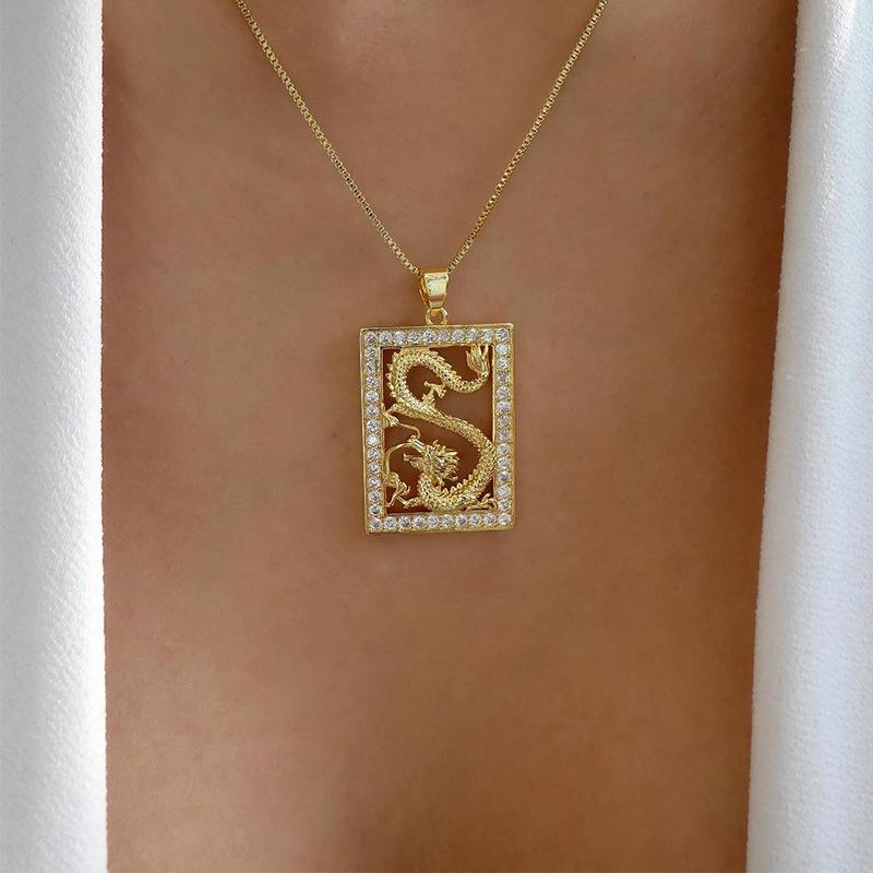 

Металлическая подвеска ювелирные изделия новая преувеличенная нишевая легкая роскошная цепочка на ключицу из сплава с бриллиантами женская