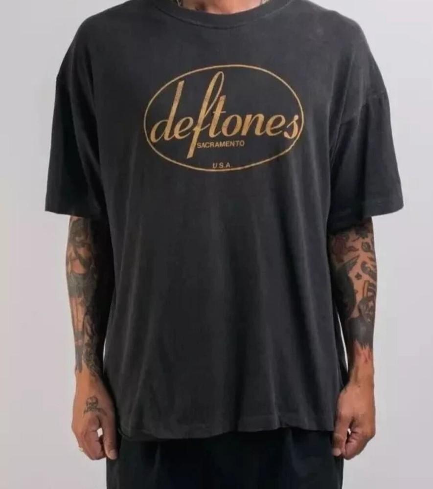 

Deftones Logo T-Shirt – Classic Alternative Rock Merch - Size reprint 4XL