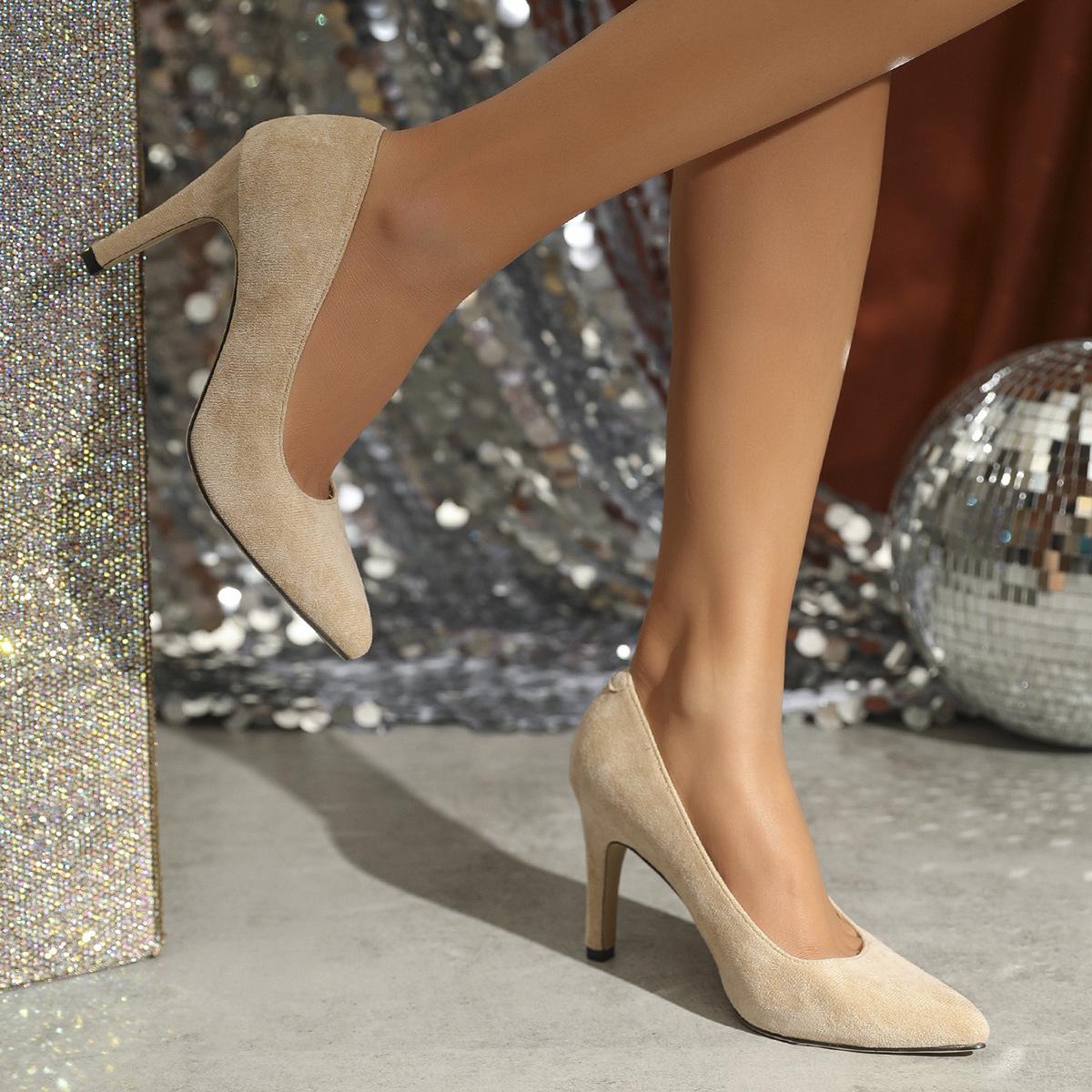 

Большой размер 35-43 Обувь Новая мода Замшевые туфли на высоком каблуке для женщин 8 см Шпилька Острый носок Банкет Свадебная вечеринка Офис Женские туфли-лодочки 35