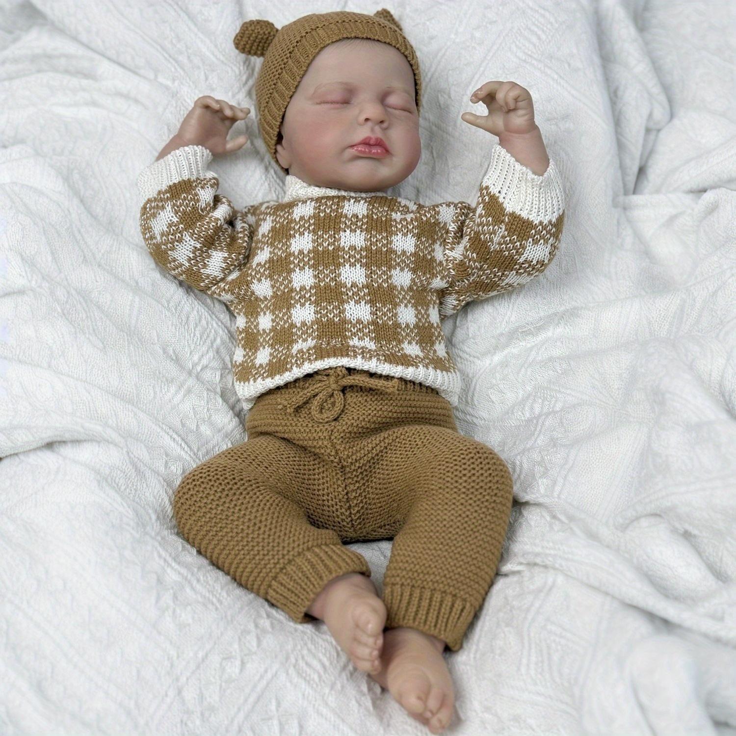 

BZDOLL 50СМ 20 дюймов Спящая Кукла Реборн Игрушки Виниловые Конечности Тканевое Тело 3D-Раскрашенная Кожа с Видимыми Венами Кукла Реборн для Девочки Подарок на День Рождения Играть в Домик cloth body doll