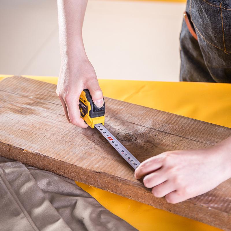 Deli Portable Steel Measuring Tape - Multiple Sizes (3m/5m/7m/10m) for Drafting and Calculations