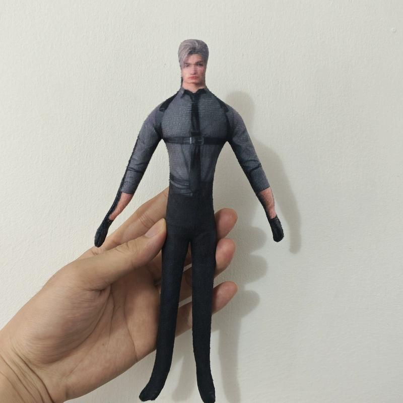 Costume Play Figure Love And Deepspace Lemurian Sea God Wire Skeleton Figure Slender Twistable Animation Design Plush-Filled Figures Present