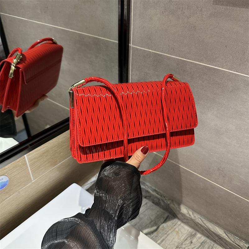 

Жіноча сумка на плече та під пахву в корейському стилі - Модна трендова сумочка 2023 чорний