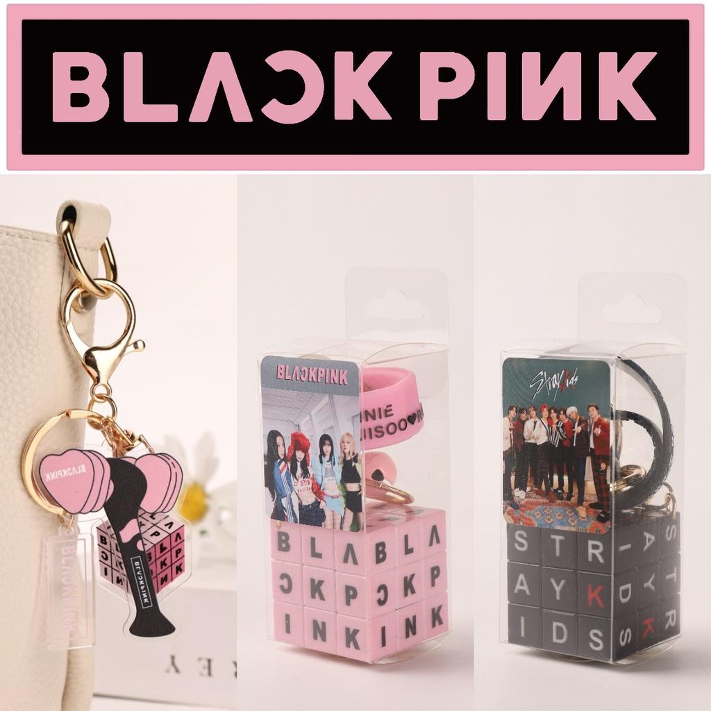 Einzigartiger Blackpink Plastik Schlüsselanhänger Würfel Glöckchen Anhänger Tolles Geschenk für Fans!