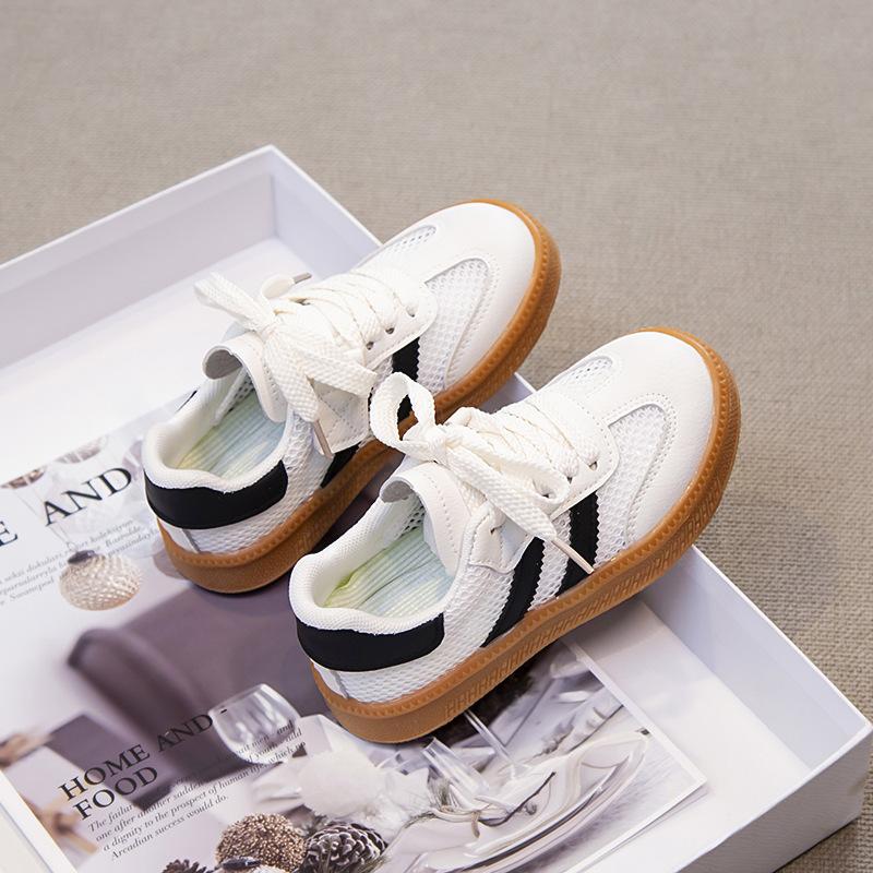 Kleine weiße Schuhe Damen Mesh atmungsaktiv lässig moralische Trainingsschuhe 2025 Herbst neu flach klassisch vielseitig