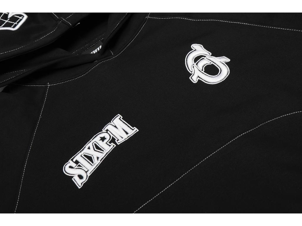 Trendige 6PM schwere Baumwoll-Reißverschlussjacke: Lockerer Schnitt, Streetwear-Stil mit aufgesetzter Stickerei.