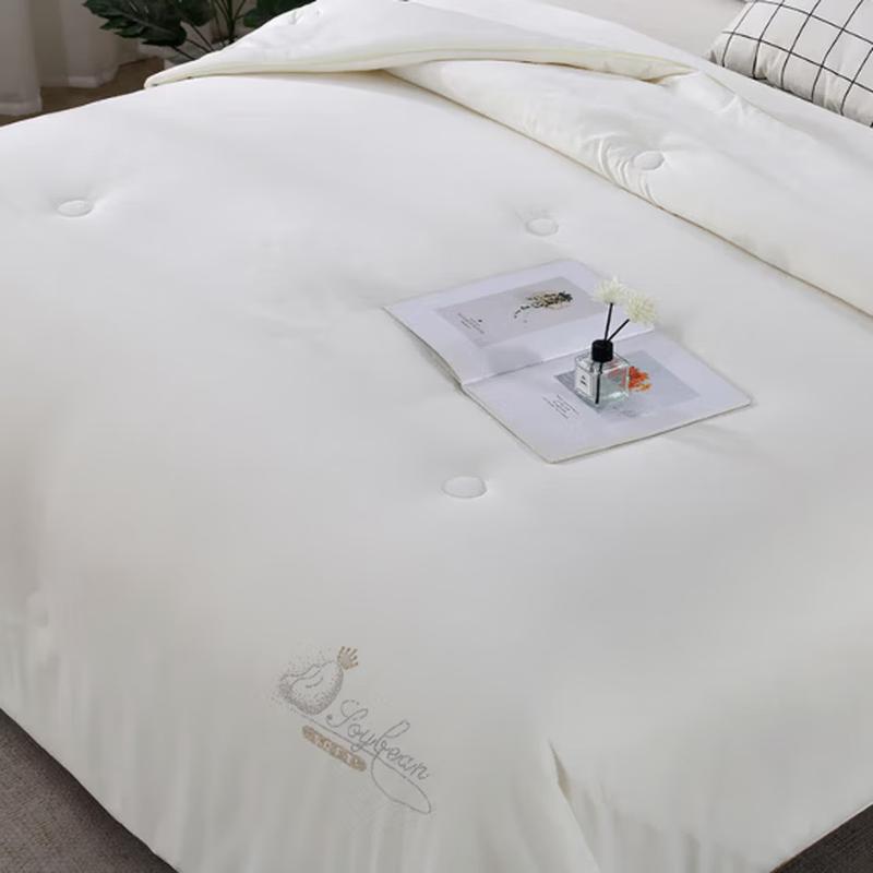 Jin Que Xiang Soybean Fiber Quilt