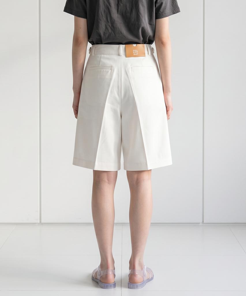 DILETTANTISME Bijou Cotton Bermuda Pants (Iv)