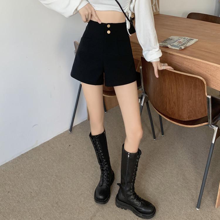 

Женские черные шорты А-силуэта с высокой посадкой и широкими штанинами для лета - 2025, приталенные, повседневные, для миниатюрных фигур L чёрный