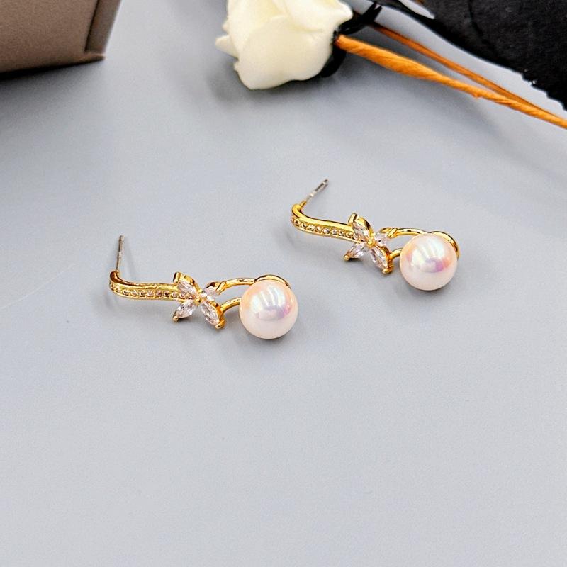 Fashion Light Luxury Creative Simple Niche Earrings Classic Four-Leaf Clover Pearl Zircon Earrings Earrings Spot