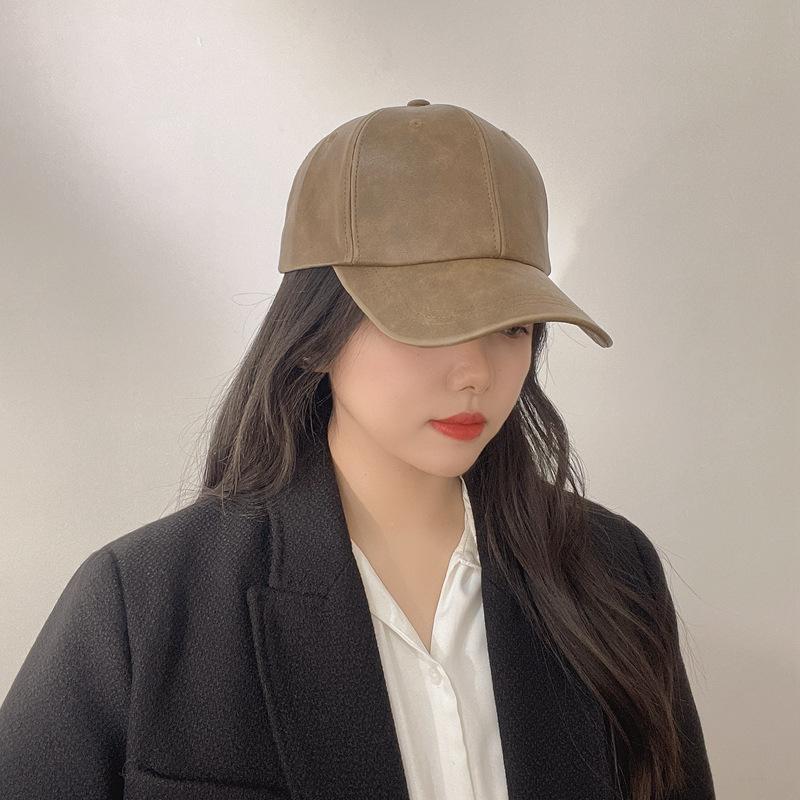 2025 Cuir Lavable Vente Chaude Nouvelle Casquette de Baseball Printemps Été Femmes Automne Tout Simple Tendance Casquette Rétro Chapeau Pare-soleil