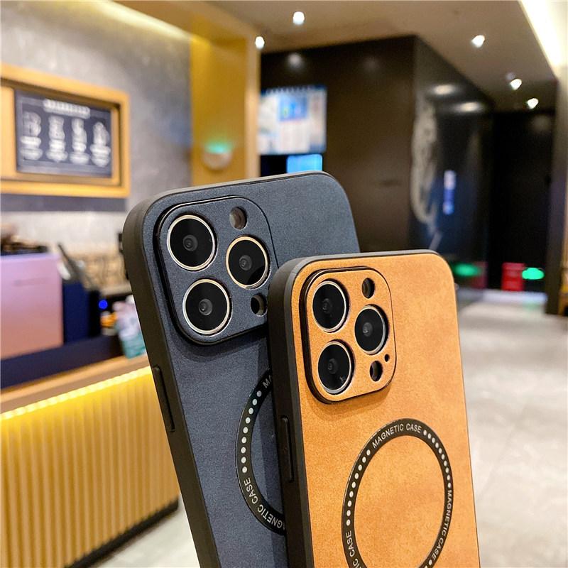 Capa de celular de couro camurça com carregamento sem fio magnético para iPhone 14 13 12 11 Pro Max Xr Xs Max 13pro 14 Plus capa de proteção de lente