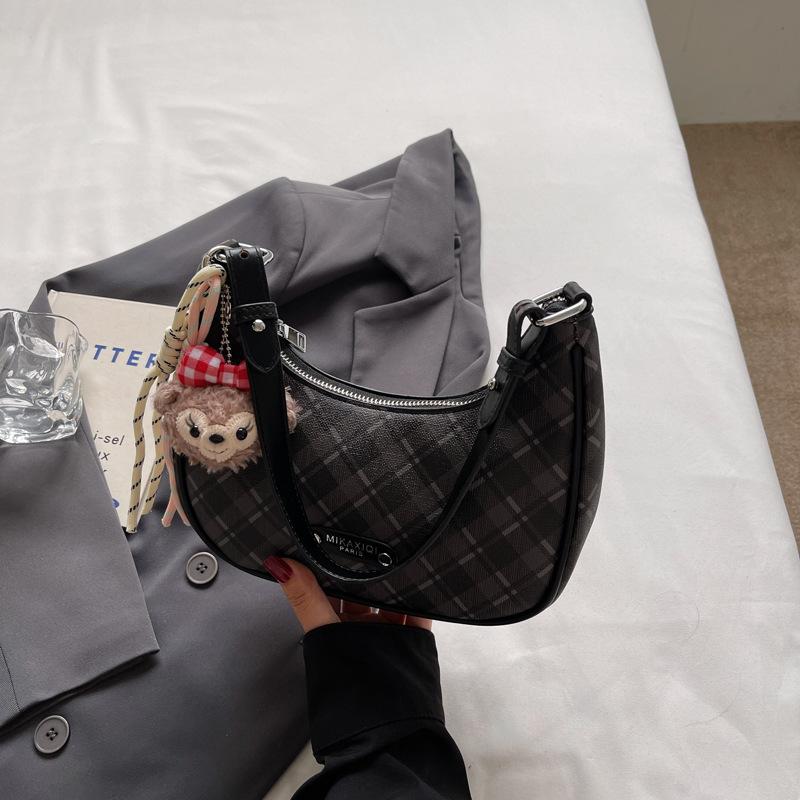 New Trendy and Fashionable Plaid Small Bag, Leisure Bag, Commuter Bag, Shoulder Bag, Messenger Bag, Women's Dumpling Bag.