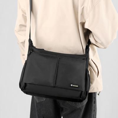 Borsa a tracolla da uomo di alta gamma Borsa a tracolla da uomo per studenti universitari Borsa multipla per la lezione Borsa a tracolla