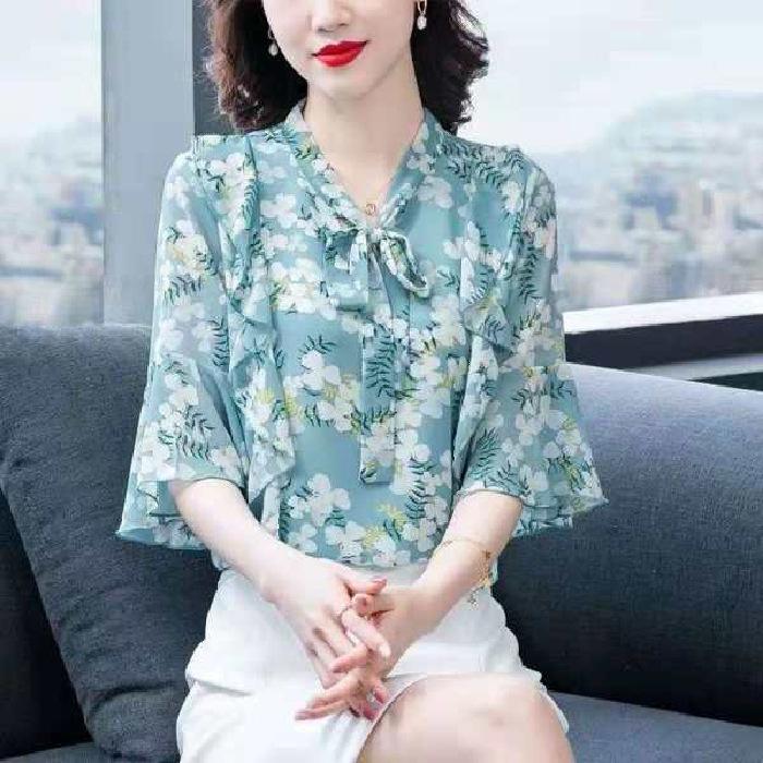 

Floral chiffon shirt women s 2025 summer wear new fashion temperament flared sleeve shirt top women 4XL