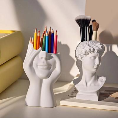 Vintage Pen Holder Dried Flowers Vase Resin Makeup Brush Holder Desktop Stationery Organizer