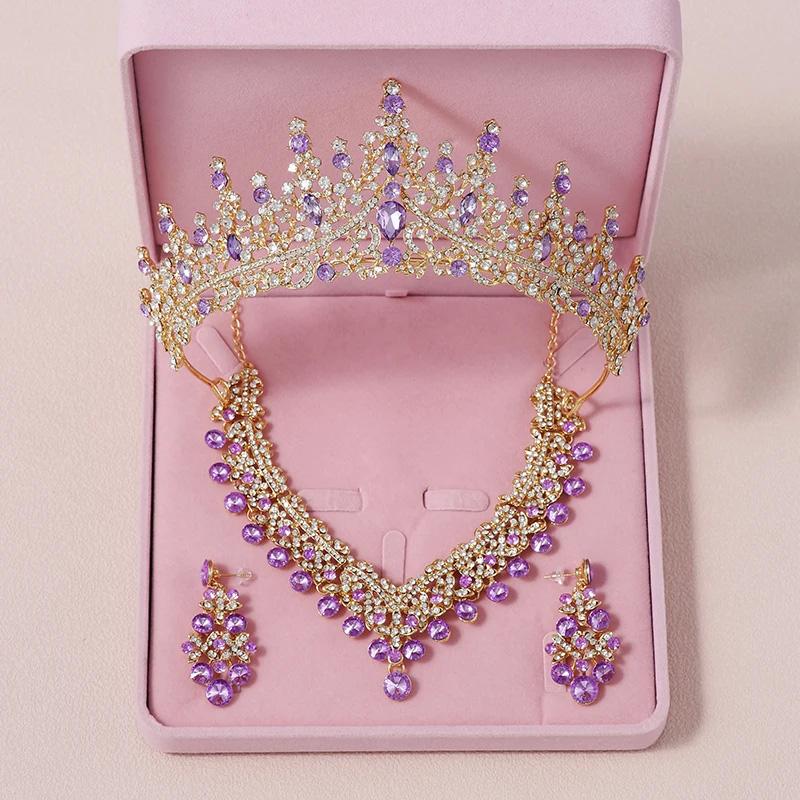 

Свадебные наборы украшений Корона Ожерелье Серьги Набор из четырех предметов Серебристый цвет Женская мода Свадебные тиары(без учета коробок)