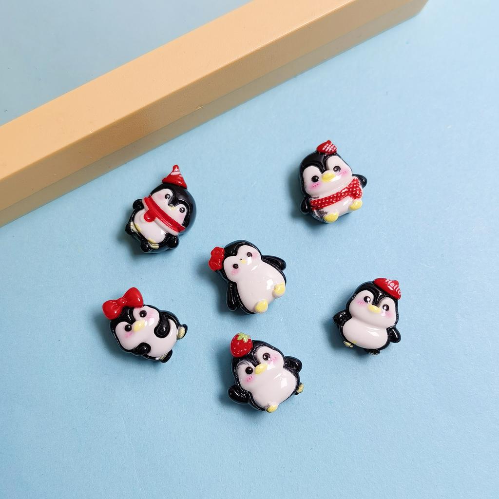 100Pcs/Lot Miniature Resin Penguin Figurines Bulk 10*15MM Mini Resin Penguin Animals Figures for Cake Topper Fairy Garden Decor