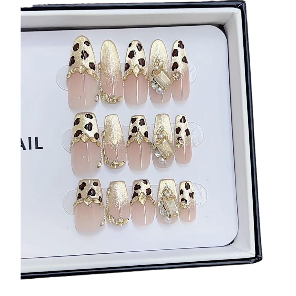 Pure Handmade Phototherapy Nail Art Sunset Sands Wear Nail Finished Cat Eye Nail Patches Show Whiteness and Temperament