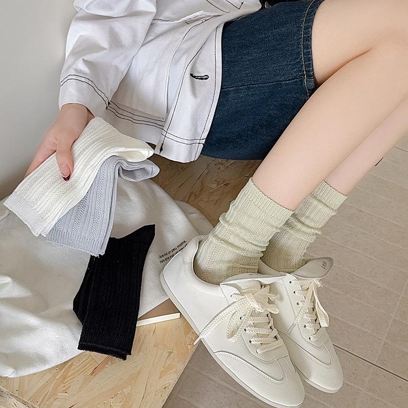 Women's New Autumn Trend Point Yarn Mesh College Wind Tube Pile Pile Cotton Socks