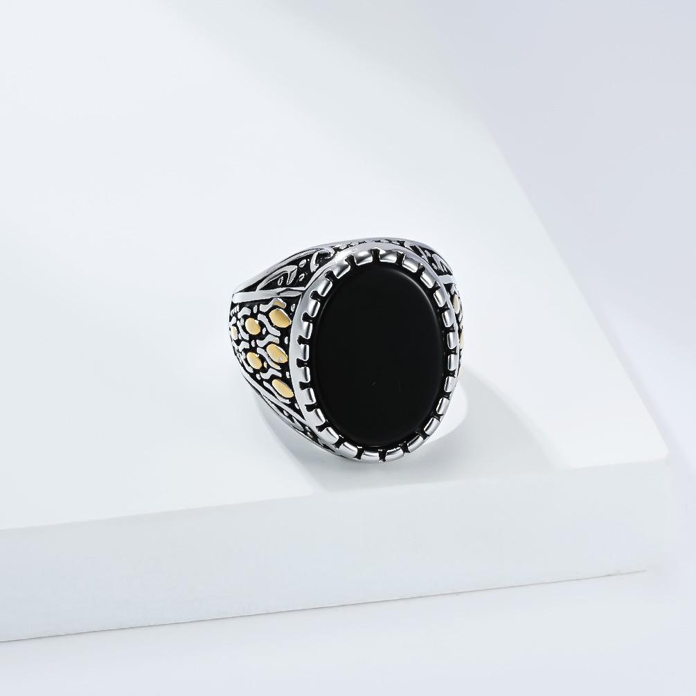 Popular Retro Hand Jewelry Titanium Steel Inlaid Black Gemstone Ring Men's Gold-plated Literary Trend Index Finger Ring