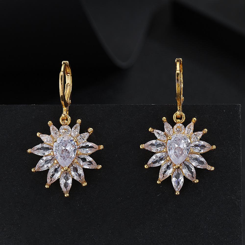 Modische und exquisite Sonnenblumen-Ohrringe für Damen, schlicht und exquisit, Nischen-Ohrringe