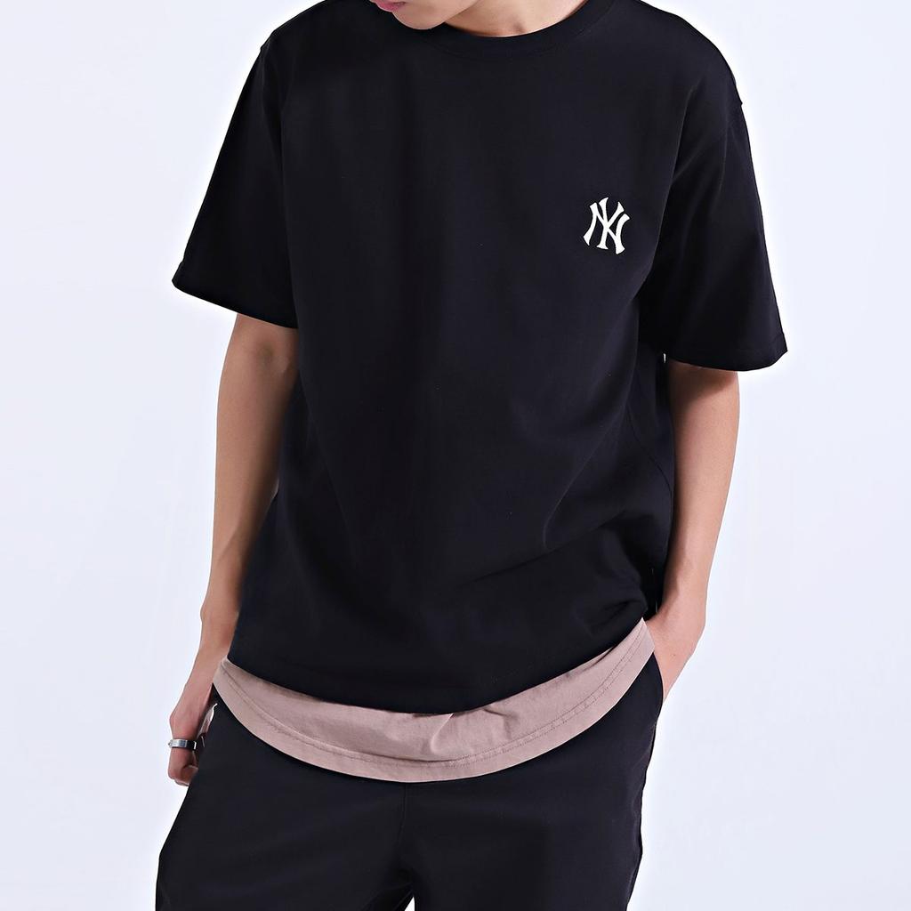 MLB New York Yankees T Shirt Unisex Black 31TSM2131-50BKS