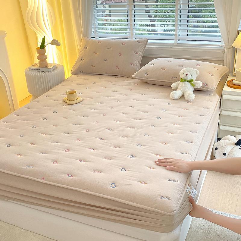 Cotton Class A Soybean Padded Cotton Embroidered Sheet Cover Three-Piece Protective Cover All-Inclusive Dust Cover