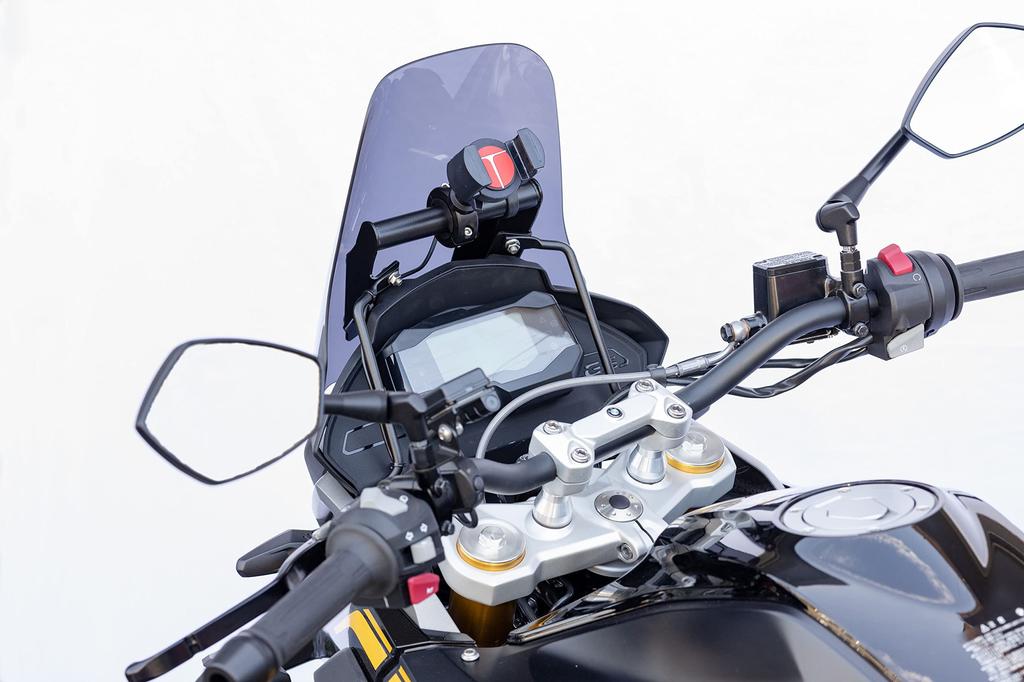 Kijima Motorcycle Parts Screen Kit with Mount Bar Stays Maximum Load Capacity 1kg Smoke BMW G310GS 22.2 Approx. ('17-) BM-05100