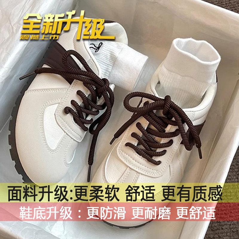 

Retro commuter casual shoes women s 2025 new spring and autumn light sports board shoes round head flat bottom puff women s German training shoes 40