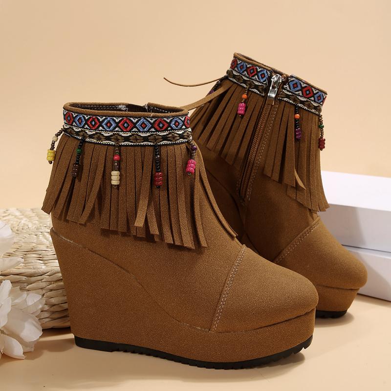 Bohemia Embroidery Fringed Decoration Boots Women 2025 Winter Chunky Platform Super High Heel Ankle Boots Thick Bottom Booties