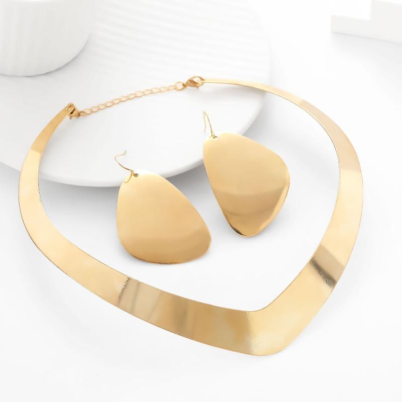 Personalized jewelry set - trendy layered necklace, bracelet, and stud earring 3-piece accessory set