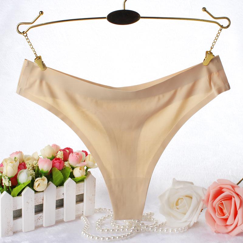 Seamless Low-Rise Sexy Women's Thong with Pure Cotton Crotch