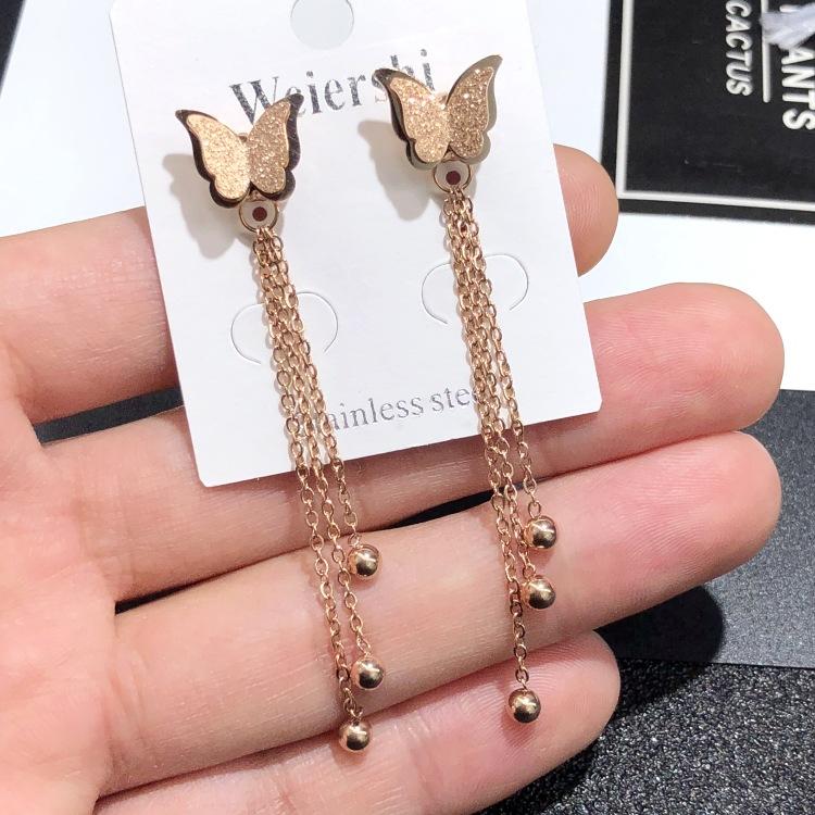 Japanese and Korean 18K Rose Gold Titanium Steel Zircon Stud Earrings, Femininity Simple Four-leaf Clover Black Earrings Internet Celebrity