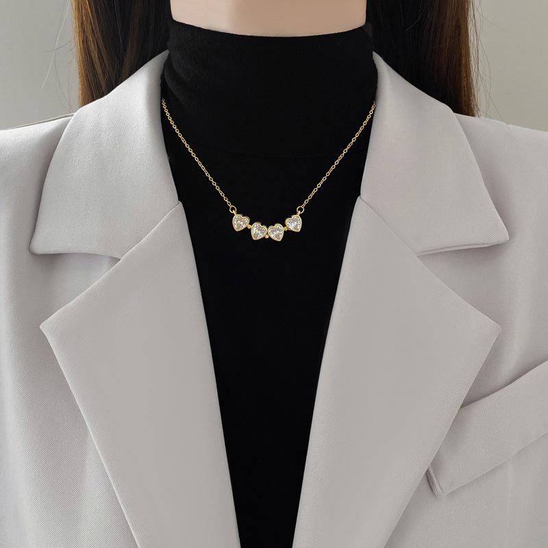 Necklace Women'S New Model, A Two-Wear Heart-To-Heart Open And Closed Four-Leaf Flower Full Diamond Versatile Clavicle Chain Titanium Steel