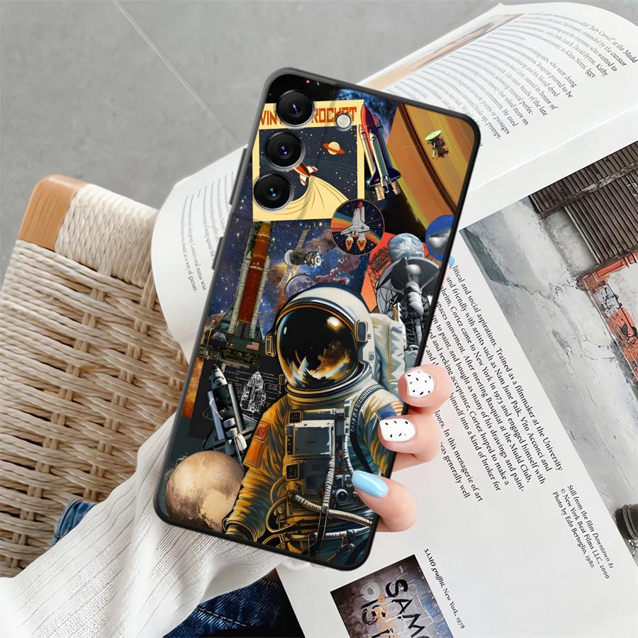

Cool Astronaut Case for Samsung Galaxy A37 A53 A17 A52 A36 A06 A05 A73 A51 A57 A15 A23 A55 A25 A16 Phone Cover A13 A50 A41 A12 Galaxy A71 4G